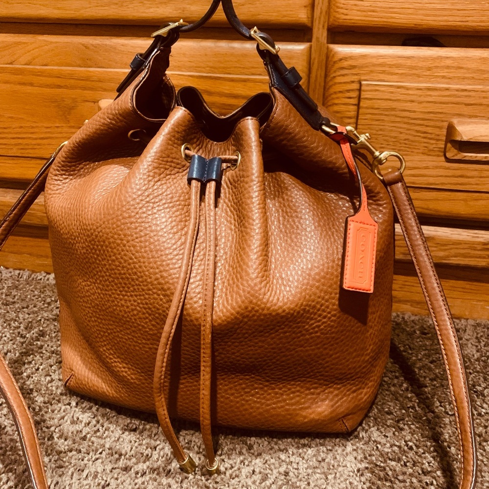 Coach Legacy Drawstring Handbag 25306 Saddle/Brown Leather Shoulder Bag